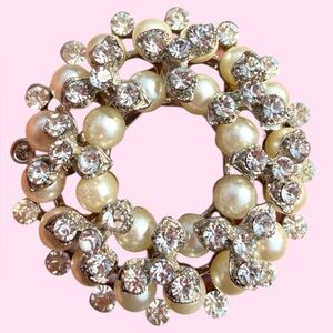 Vintage Elegant Pearl and Crystal Brooch